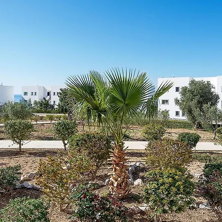 Joya Cyprus Songbird Garden Nyaraló *